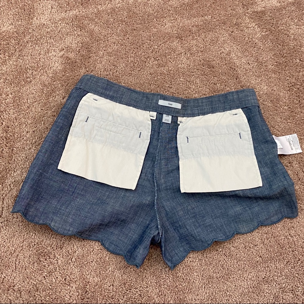 Gap Summer Shorts SCALLOPED HEM - Picture 5 of 12